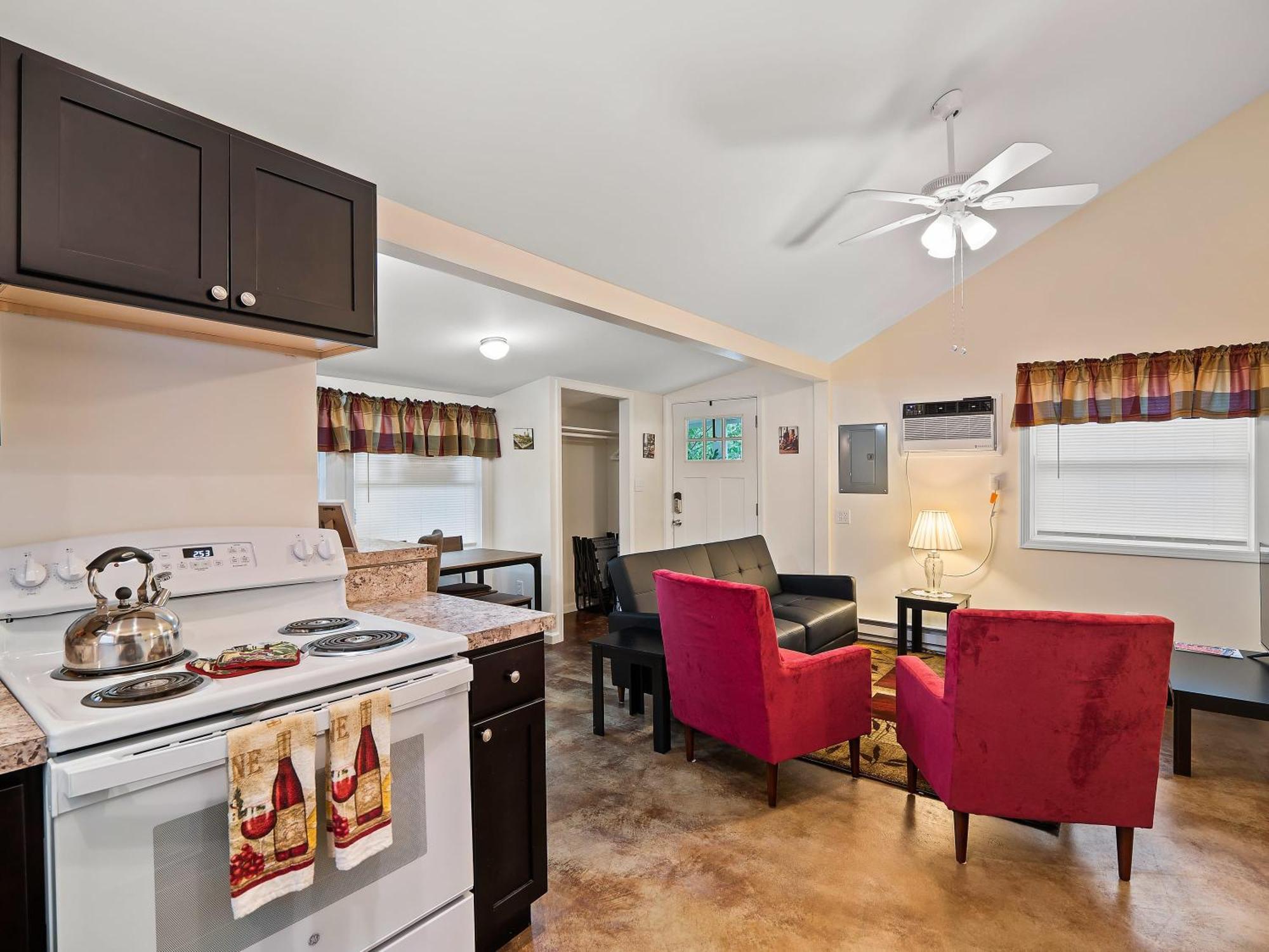 Chardonnay Cottage - Gotl Strip - Cozy & Quaint Geneva Экстерьер фото